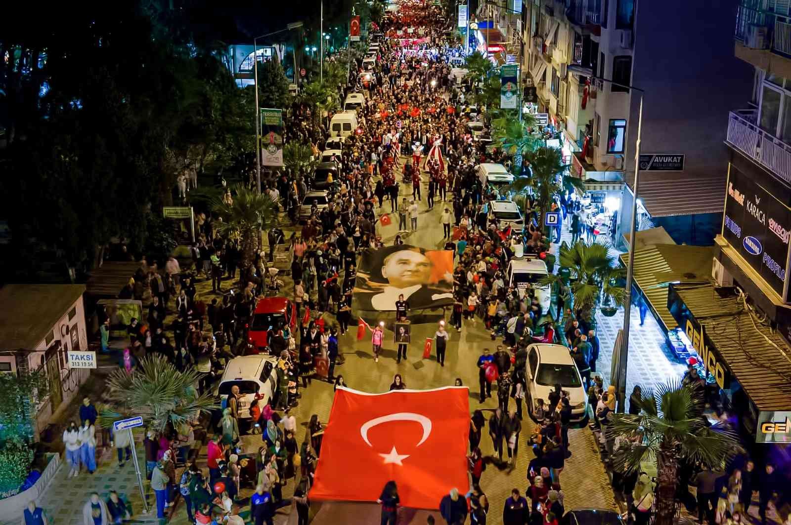 Turgutlu’da unutulmaz 19 Mayıs kutlaması