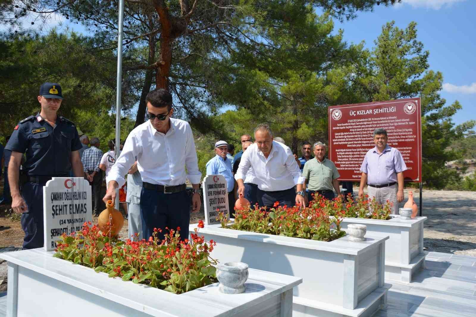 Üç Kızlar Şehitliği dualarla açıldı