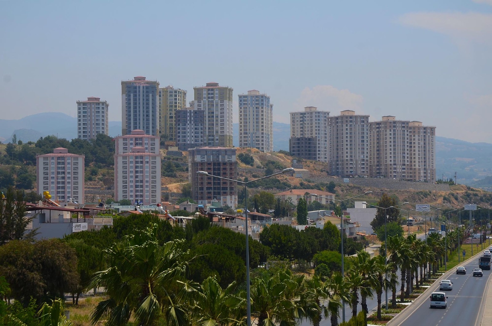 Uydukent’te 26 yıllık sorunlar çözüme kavuşuyor