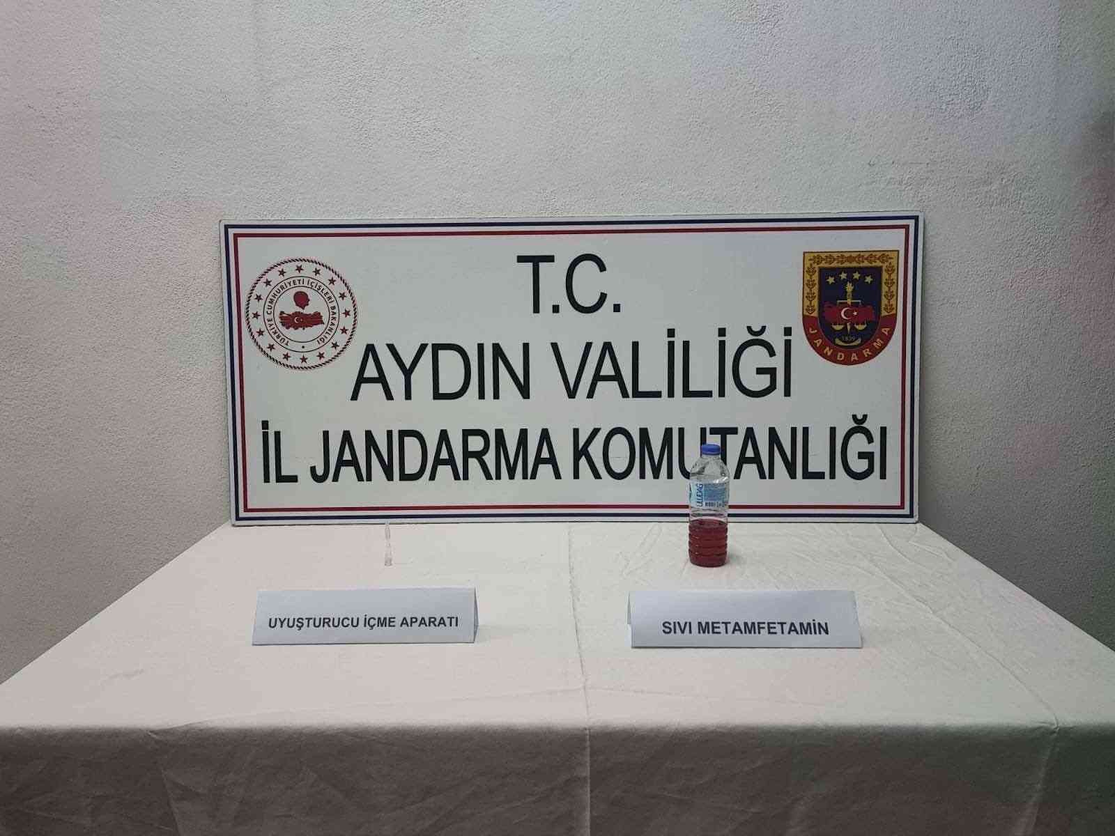 Uyuşturucudan yakalandılar, dolandırıcılıktan arandıkları da ortaya çıktı