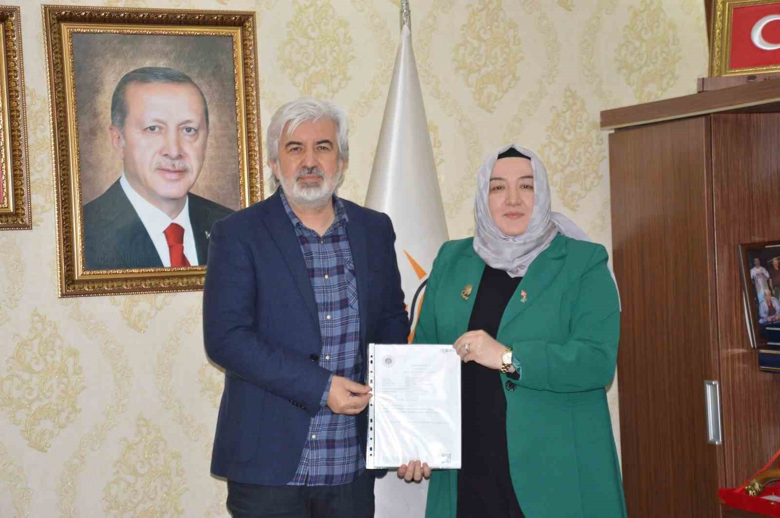 Uzman doktor Kübra Dindar Demiray AK Parti’den aday adayı oldu