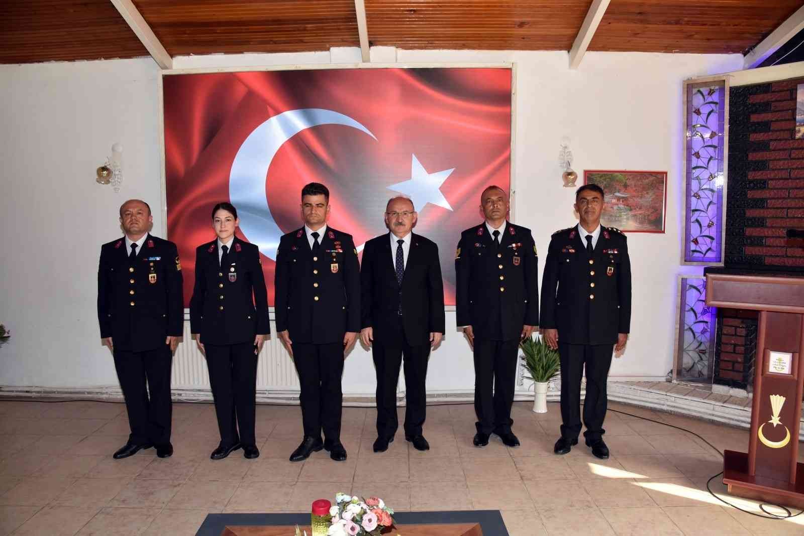 Vali Karadeniz, ’Rütbe Terfi Töreni’ne katıldı