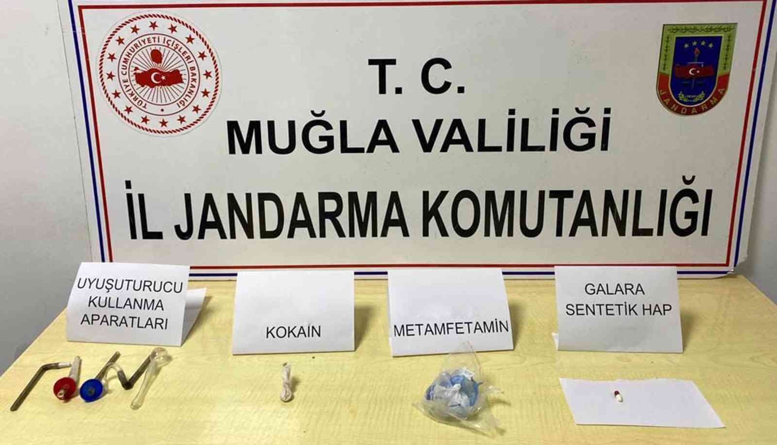 Yol kontrolünde uyuşturucu yakalandı