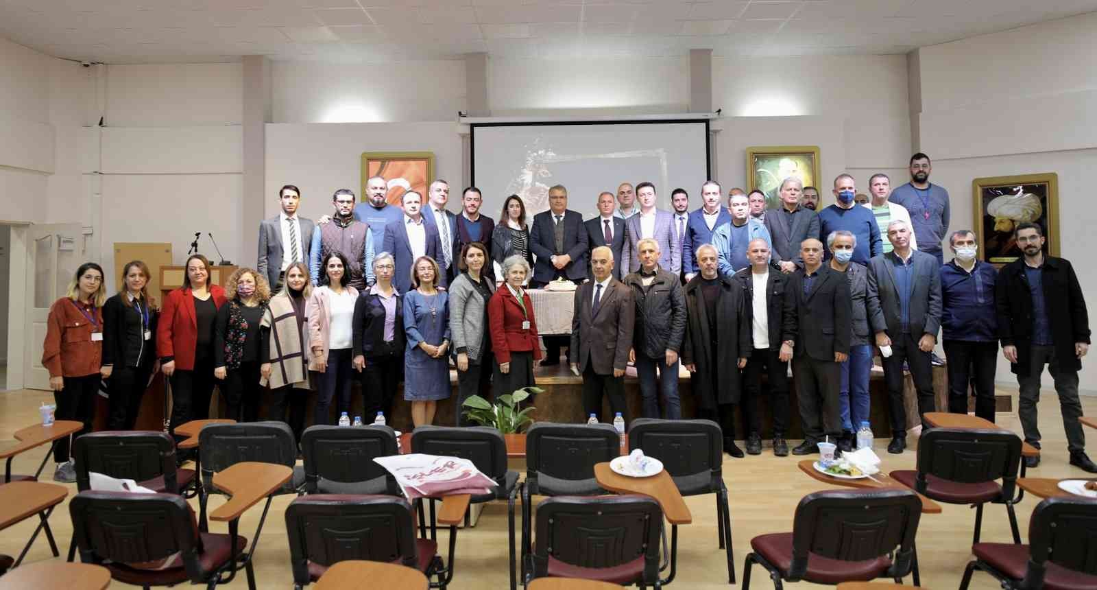 Yunusemre Belediyesi öğretmenleri unutmadı