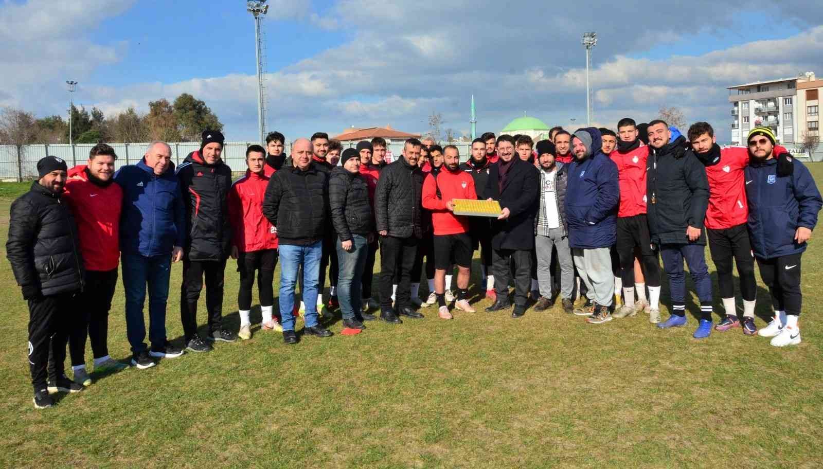 Yunusemre’den Manisaspor’a moral ziyareti