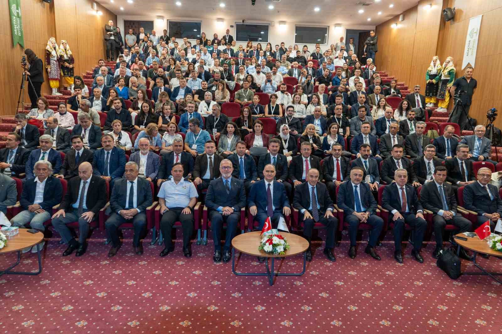 Zeytin Yağı Çalıştayı sektör temsilcilerini buluşturdu